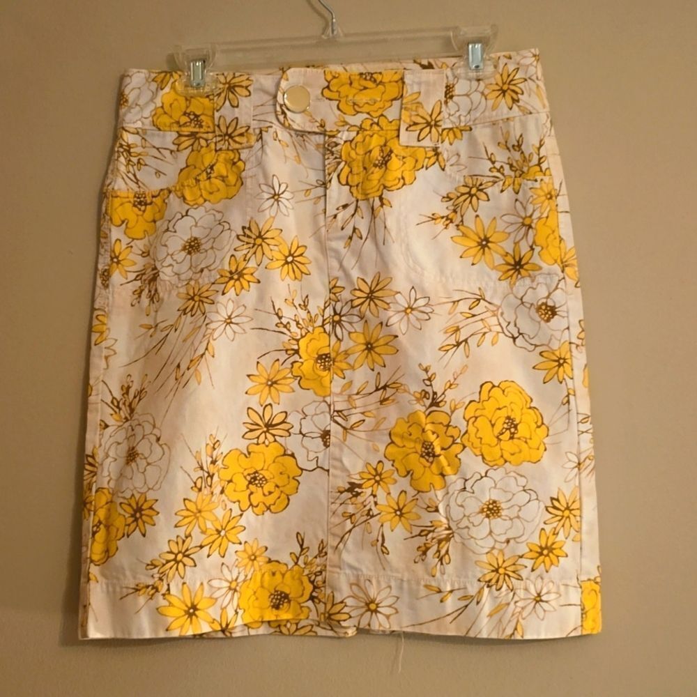 Banana Republic women's size 4 yellow cream floral‎ cotton zip skirt pockets